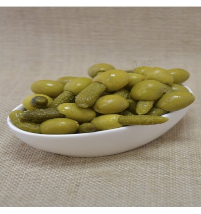 Pitted olive with pickle