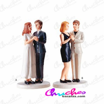 lesbian-couple-wedding-figure